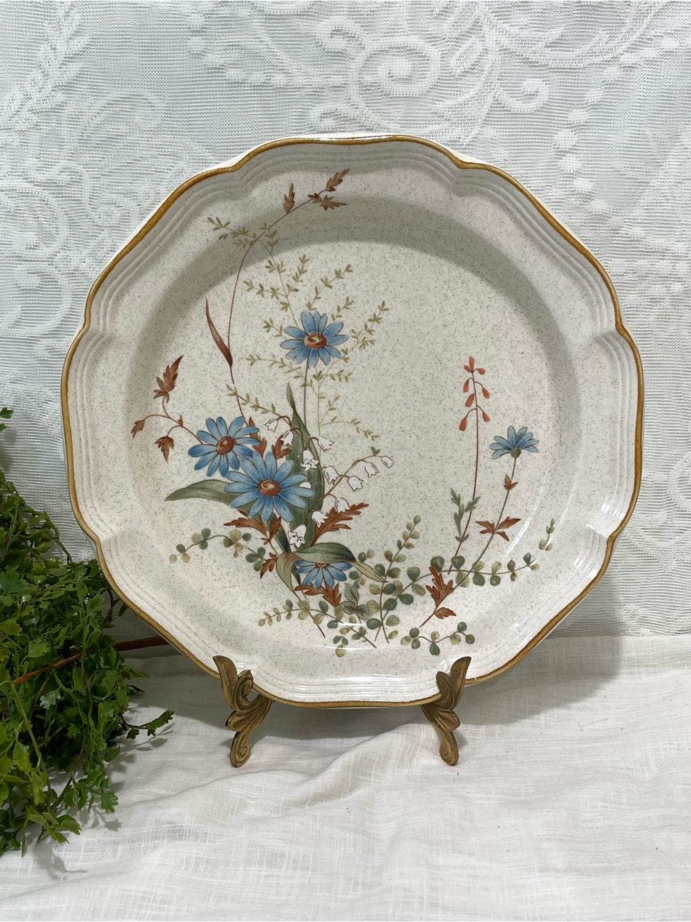Mikasa Blue Daisies Round Chop Plate Serving Platter Stoneware 12 Inch